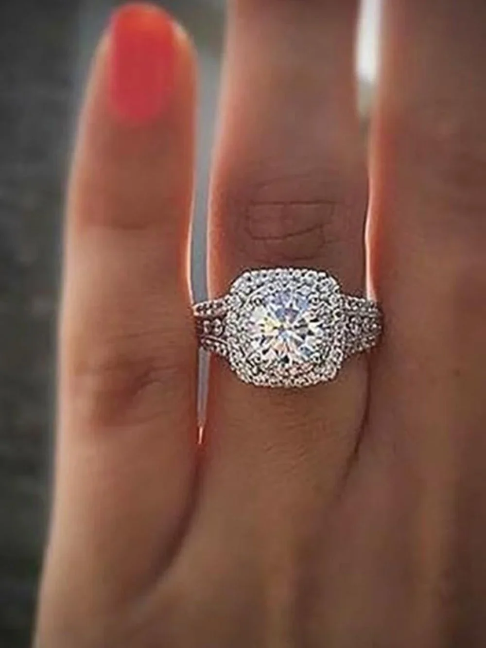 Silver Plated Shiny Ring Round-Cut White Cubic Zirconia Stones Fashion Ring 9